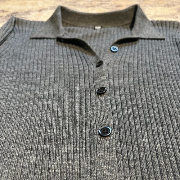 Uniqlo Wool Cardigan - Picture 2 of 3